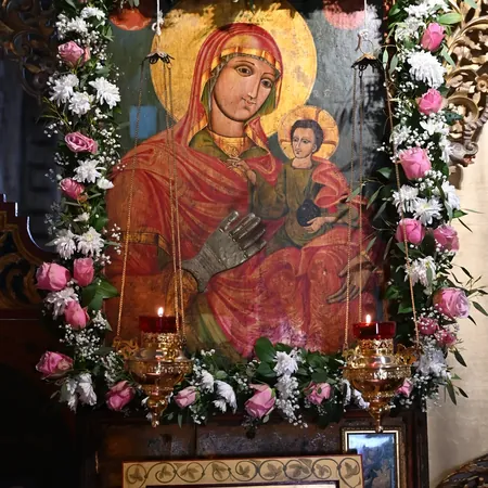 Слике манастира