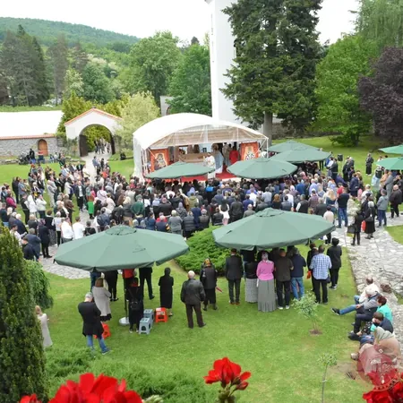 Јелоосвећење дана Светог Василија Острошког